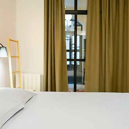 Apartament Charming T3 With Terrace Heart Of St Paul